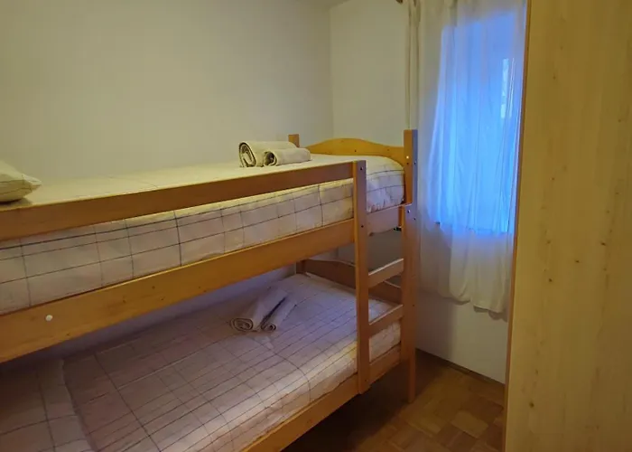 Apartma Mirko דירה